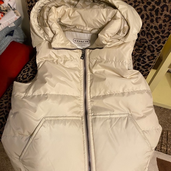 Coach Down Hooded Vest Large - Picture 1 of 5